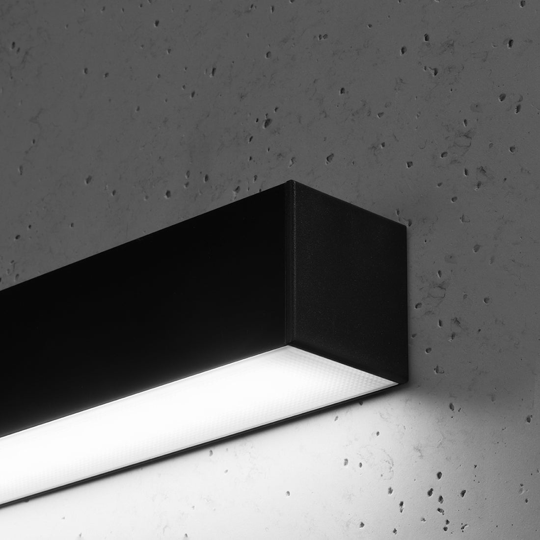 Wall lamp PINNE 90 black
