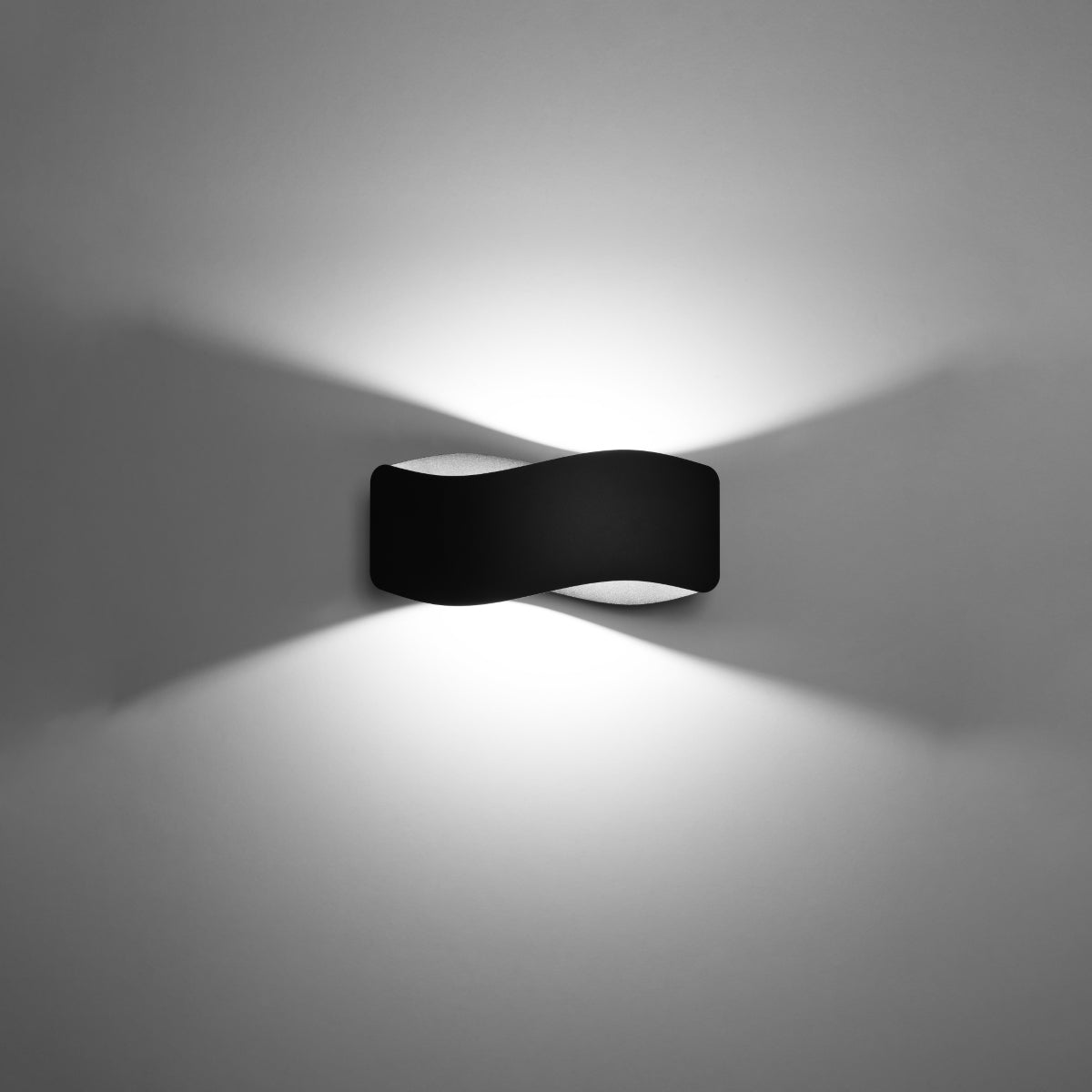 Wall lamp TILA 30 black