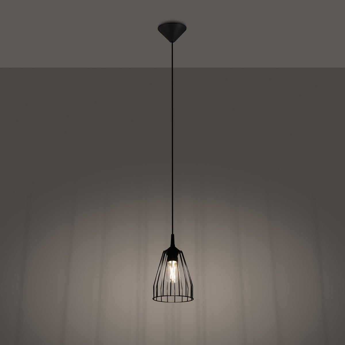 Pendant lamp LEYO