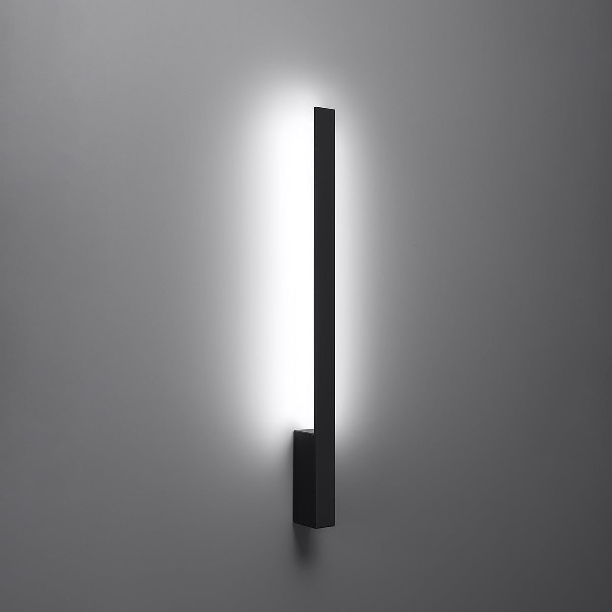 Wall lamp LAHTI M black 4000K