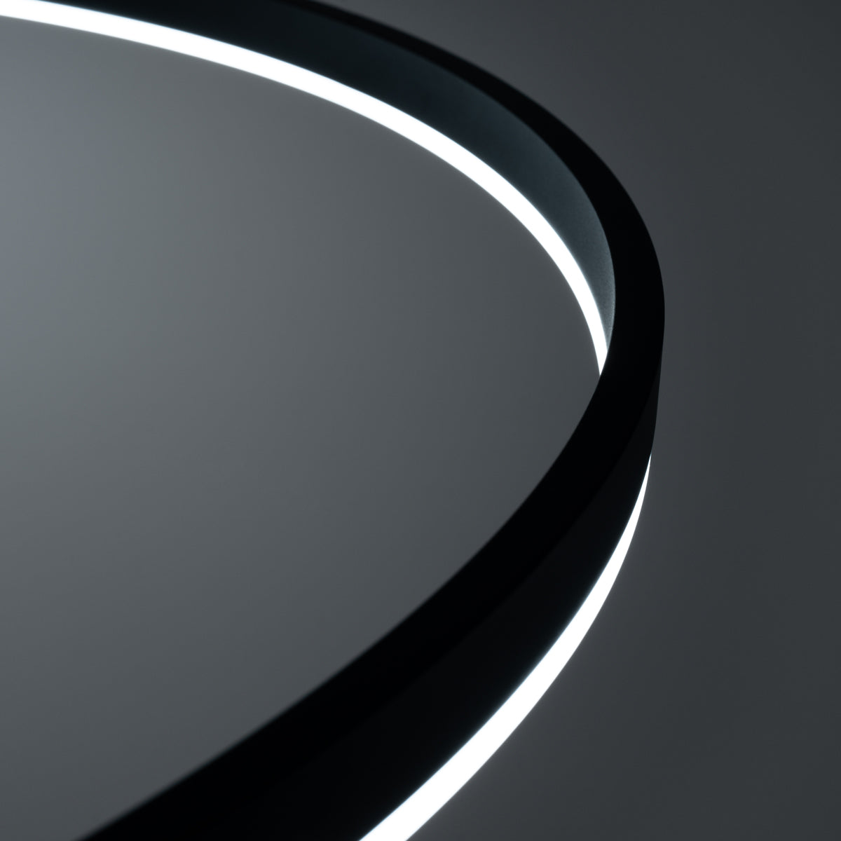 Chandelier ODA 80 black LED 3000K