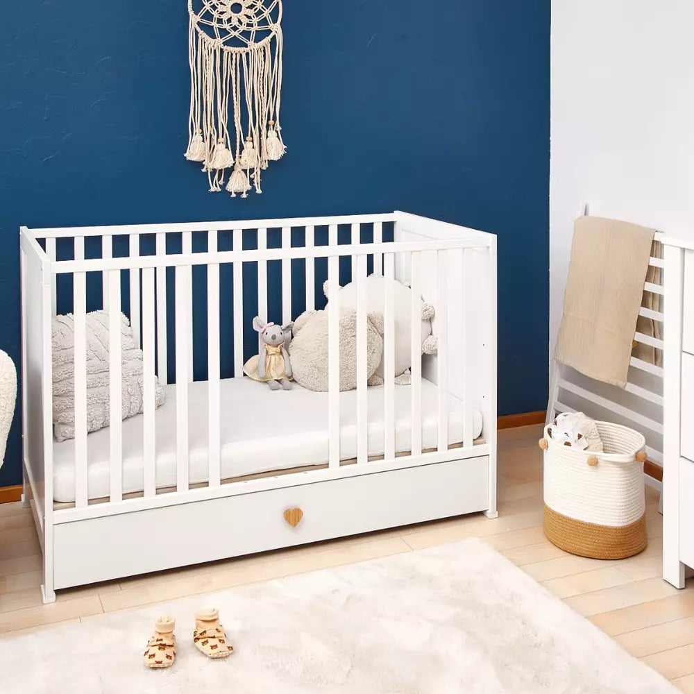 Little Heart Baby Crib  Charming & Functional - Diamond Work Sp. z o.o.
