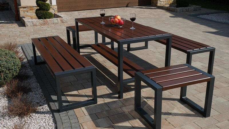 A set of modern garden furniture - 1x table + 2x backless benches + 2x backless chairs