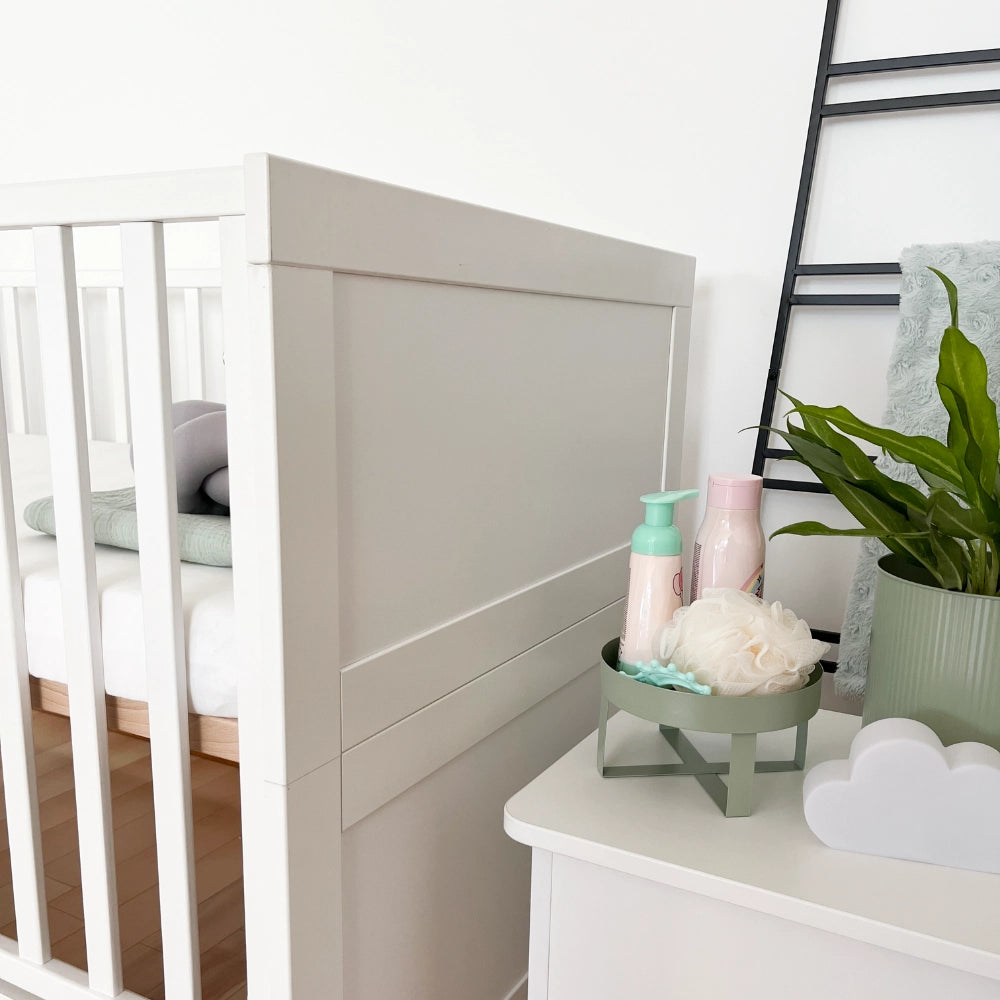 Basic Convertible Baby Cot  2-in-1 Crib & Toddler Bed - Diamond Work Sp. z o.o.